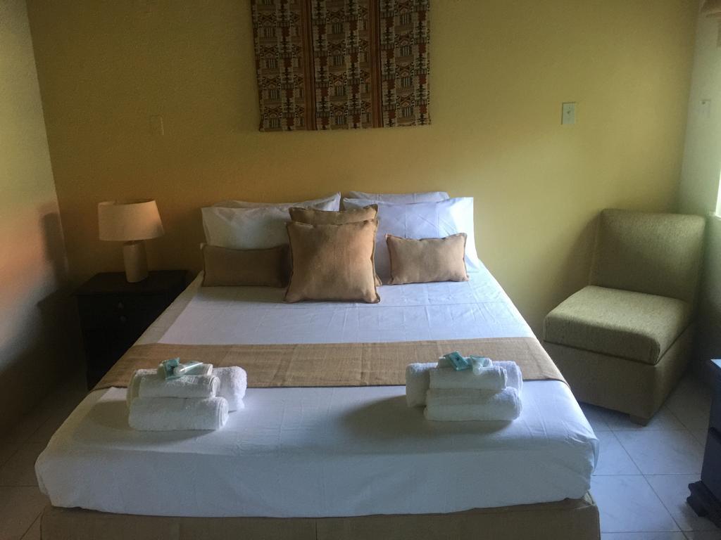 La Casa Feliz Hotel Montego Bay Zewnętrze zdjęcie